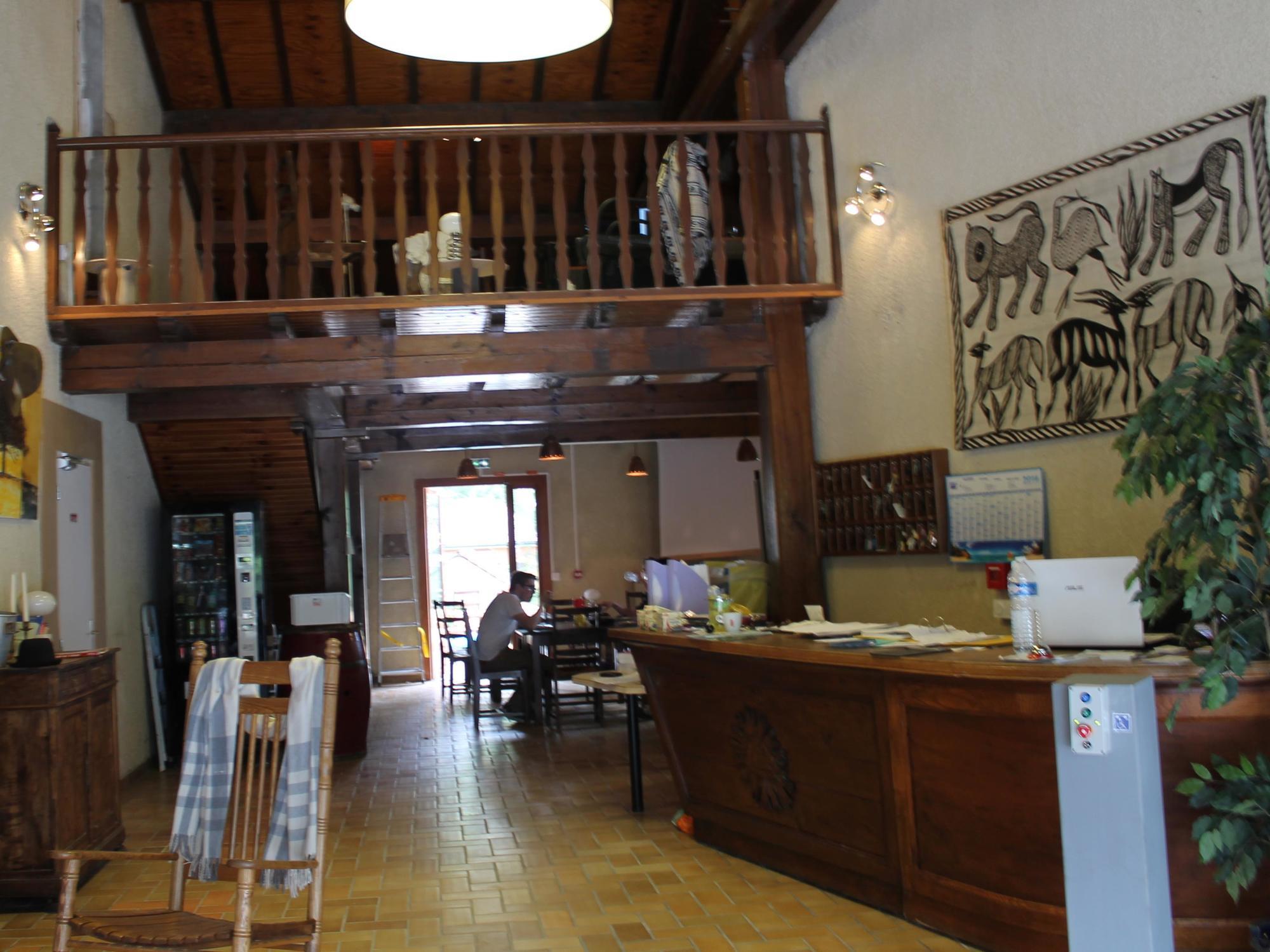 קולומייר Friendly Auberge מראה חיצוני תמונה