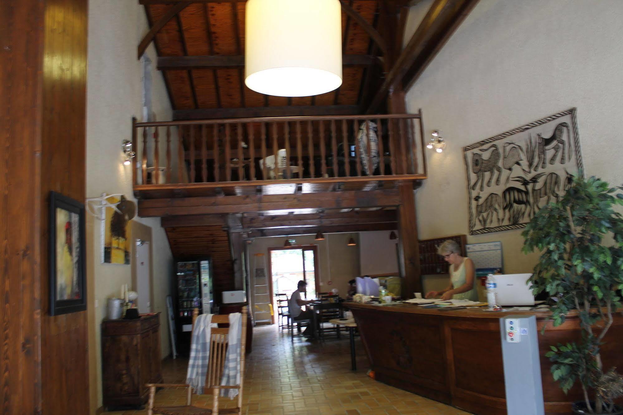 קולומייר Friendly Auberge מראה חיצוני תמונה